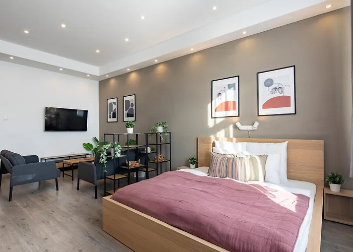 Alma - Sunny Three Bedroom Appartement Boedapest