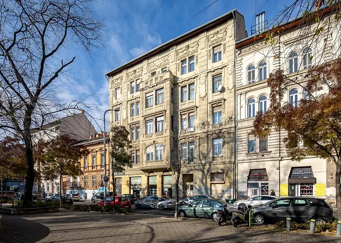 Alma - Sunny Three Bedroom
