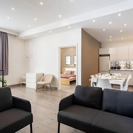 Sunny Three Bedroom Apartment Budapest