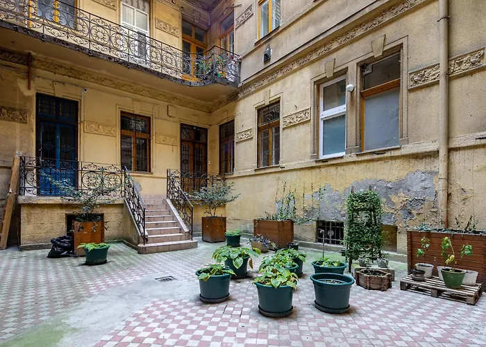 Apartament Alma - Sunny Three Bedroom *