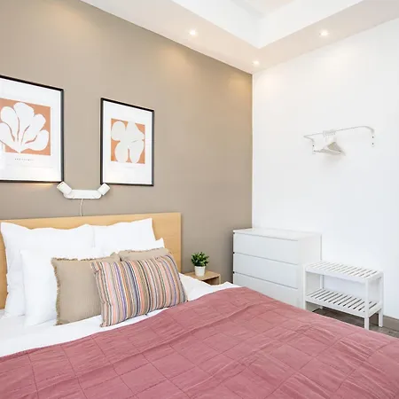 Daire Sunny Three Bedroom Budapeşte